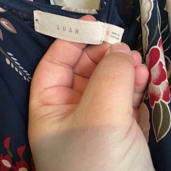 Lush ( Nordstrom) Navy Floral Dress - Picture 4 of 7